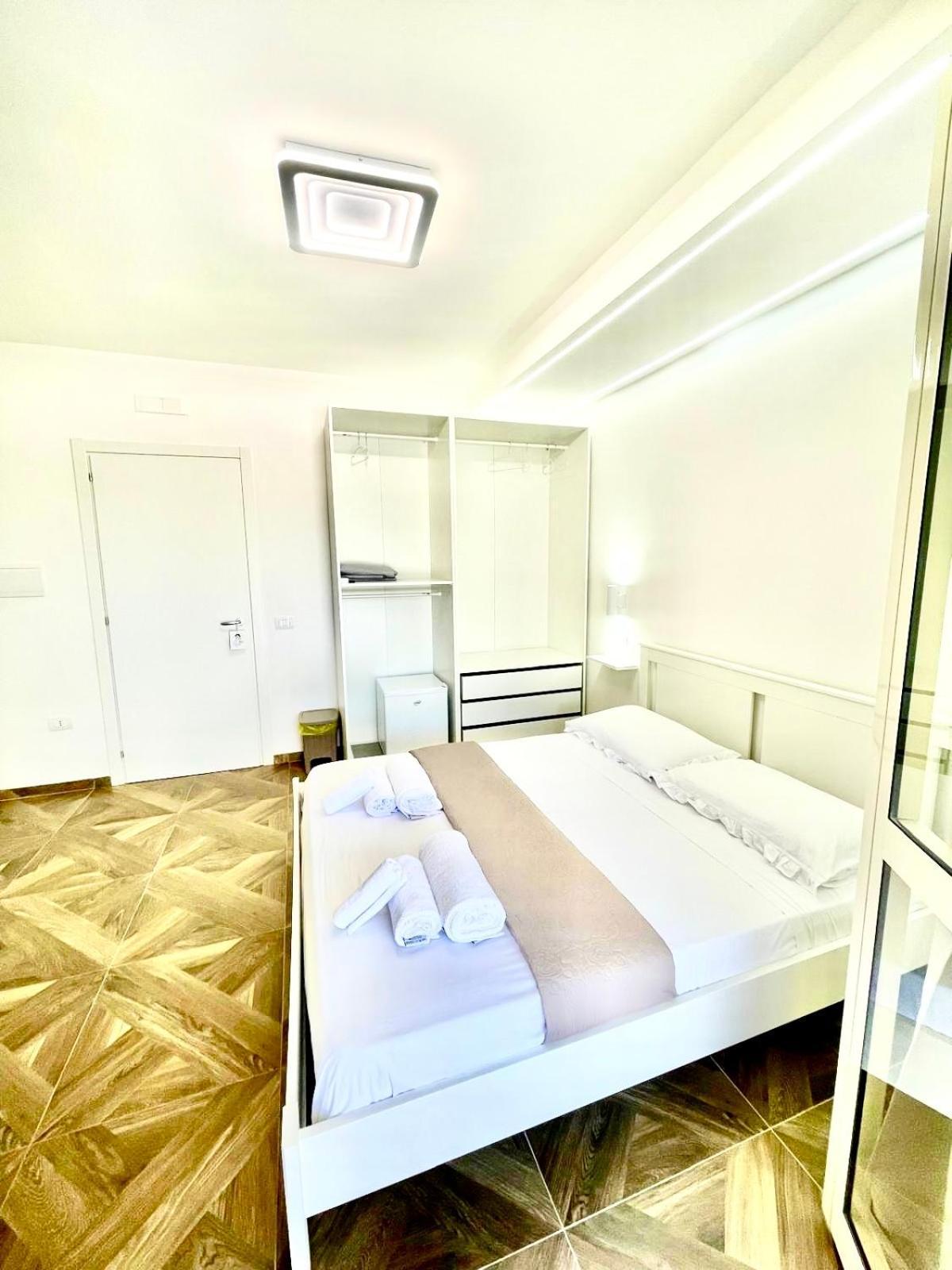 Room 24 Martinsicuro Bagian luar foto